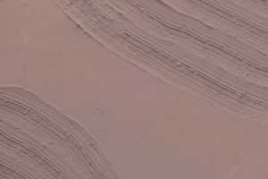 J475