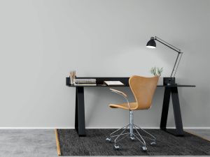 H499