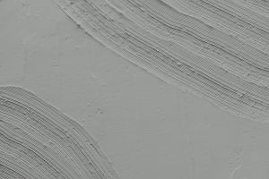 J499